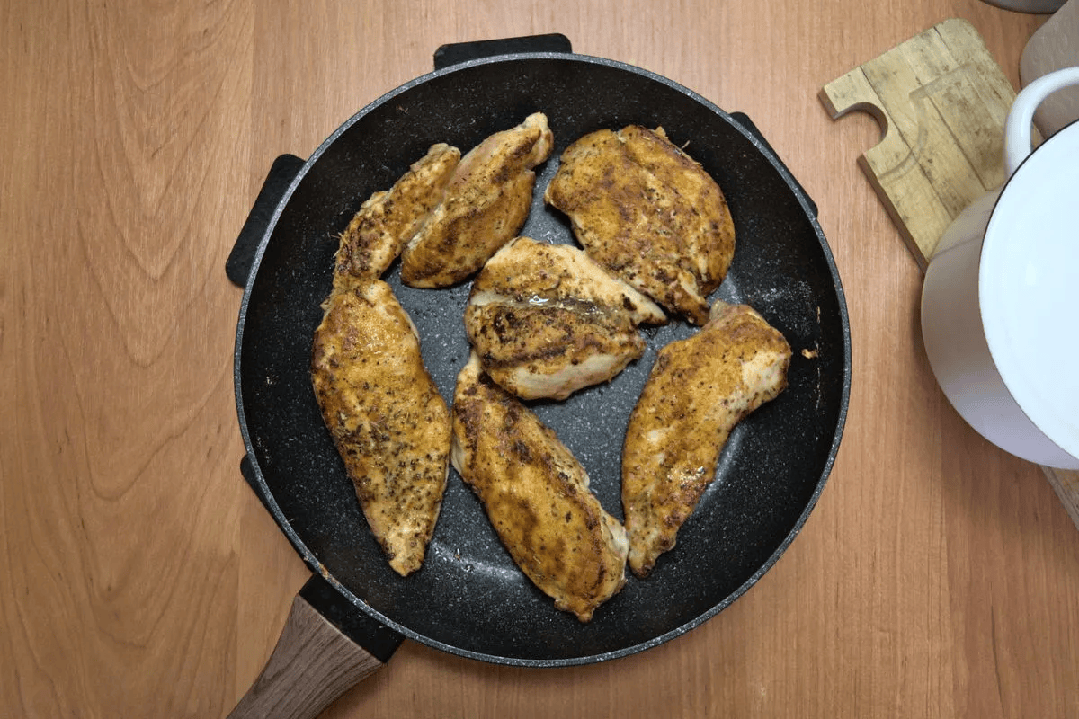 Crisp Pan-Seared Seasoned Chicken Fillets
